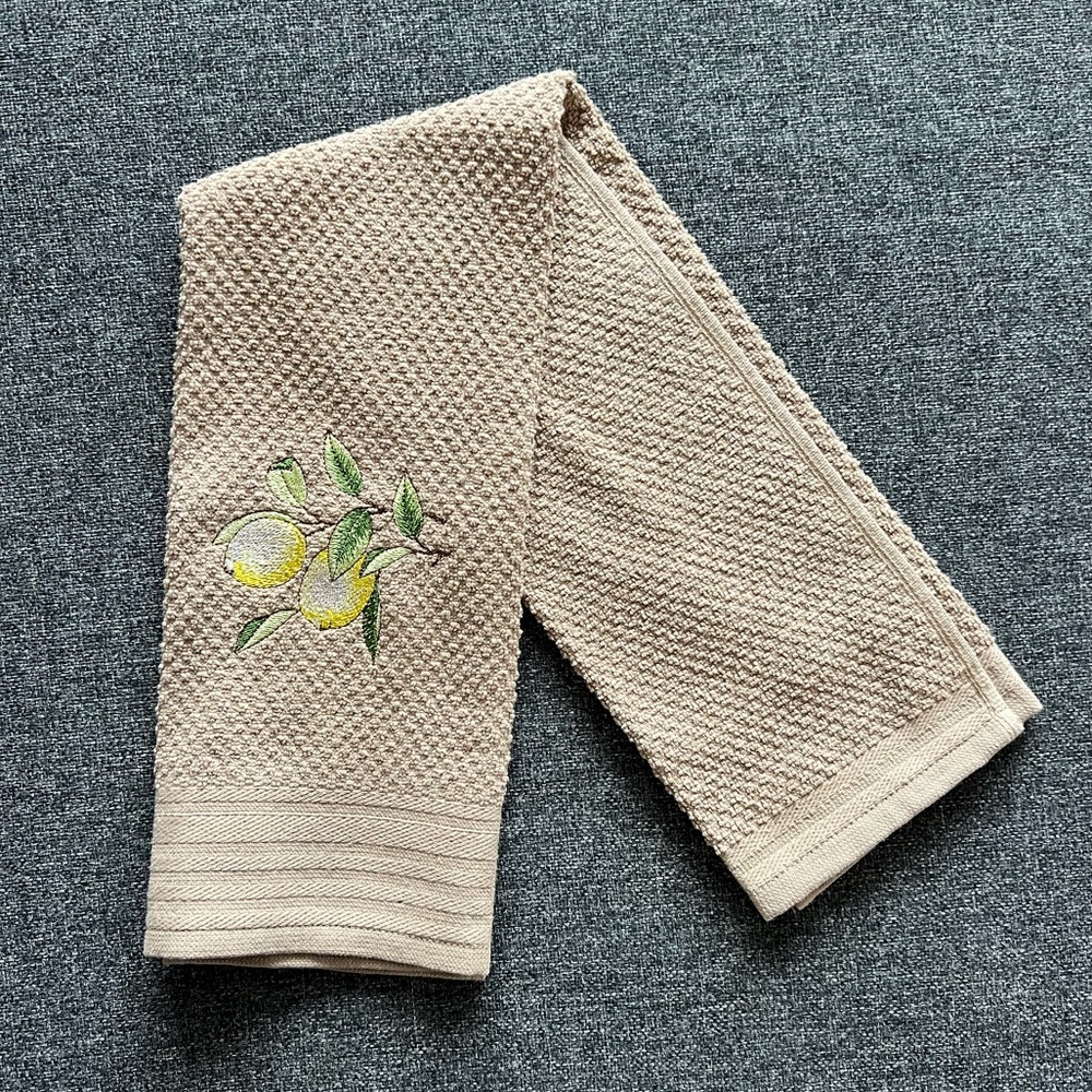 Embroidered Lemon Kitchen or Bathroom Hand Towel